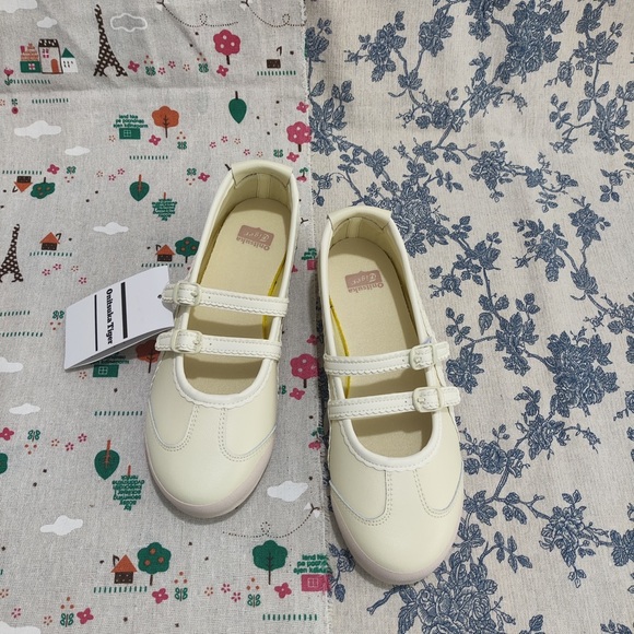 Onitsuka Tiger by Asics Shoes - Onitsuka Tiger by Asics Cream Double-Strap Mary Jane Flats